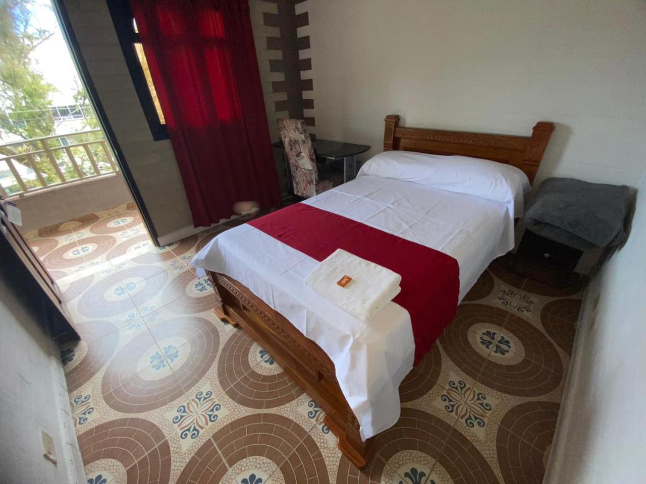 Hollywood Paradise Hotel Рионегро Экстерьер фото